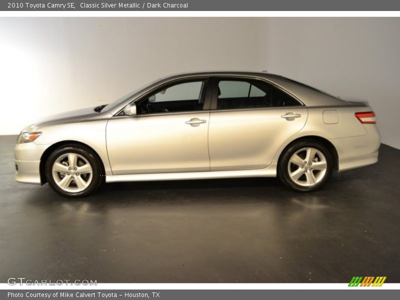 Classic Silver Metallic / Dark Charcoal 2010 Toyota Camry SE