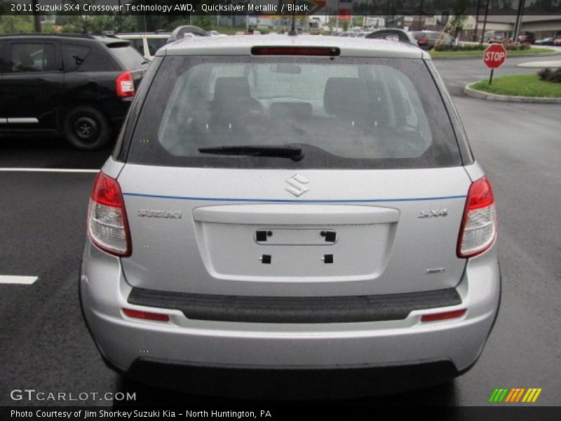 Quicksilver Metallic / Black 2011 Suzuki SX4 Crossover Technology AWD