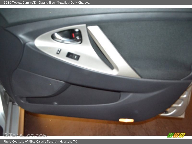 Classic Silver Metallic / Dark Charcoal 2010 Toyota Camry SE