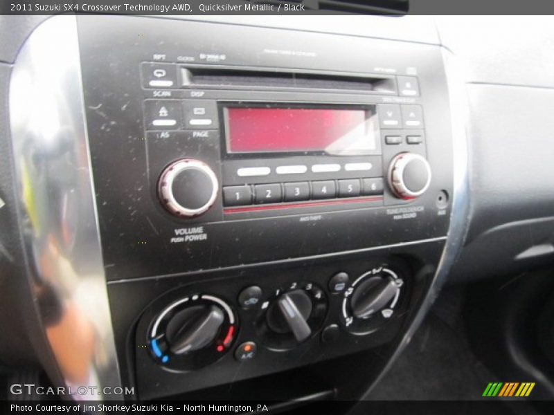 Quicksilver Metallic / Black 2011 Suzuki SX4 Crossover Technology AWD