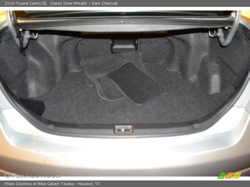 Classic Silver Metallic / Dark Charcoal 2010 Toyota Camry SE