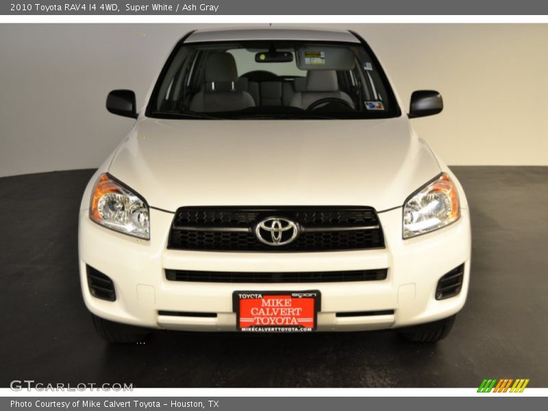 Super White / Ash Gray 2010 Toyota RAV4 I4 4WD