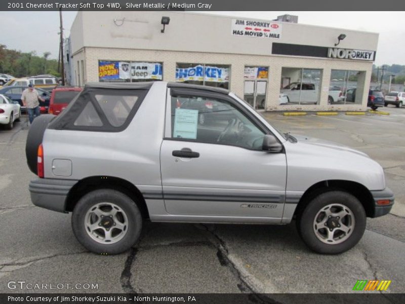 Silver Metallic / Medium Gray 2001 Chevrolet Tracker Soft Top 4WD