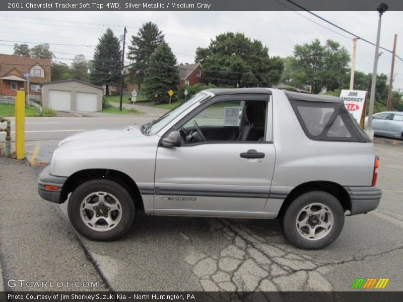 Silver Metallic / Medium Gray 2001 Chevrolet Tracker Soft Top 4WD
