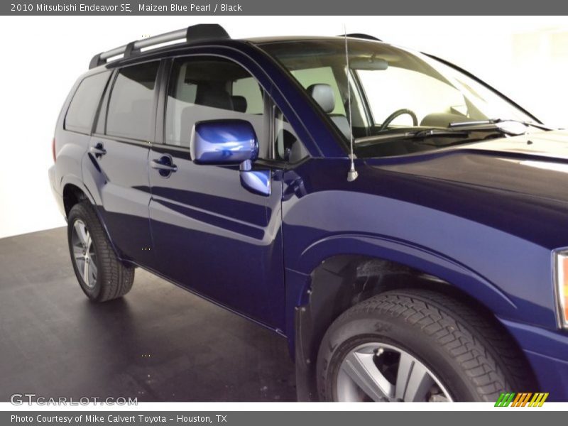 Maizen Blue Pearl / Black 2010 Mitsubishi Endeavor SE