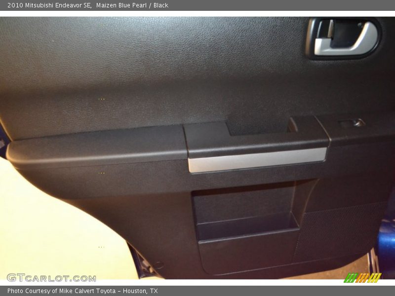 Maizen Blue Pearl / Black 2010 Mitsubishi Endeavor SE