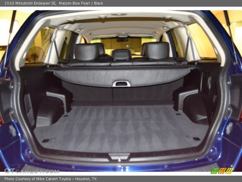 Maizen Blue Pearl / Black 2010 Mitsubishi Endeavor SE