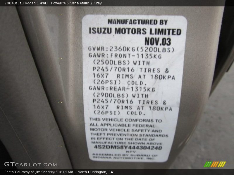 Powellite Silver Metallic / Gray 2004 Isuzu Rodeo S 4WD