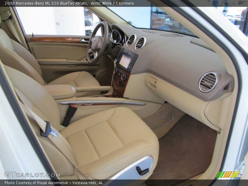 Arctic White / Cashmere 2009 Mercedes-Benz ML 320 BlueTec 4Matic