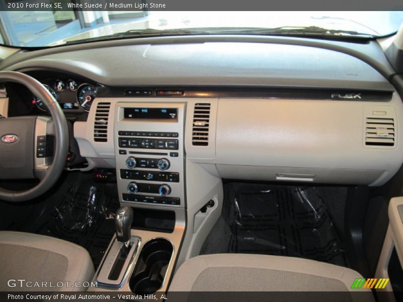 Dashboard of 2010 Flex SE