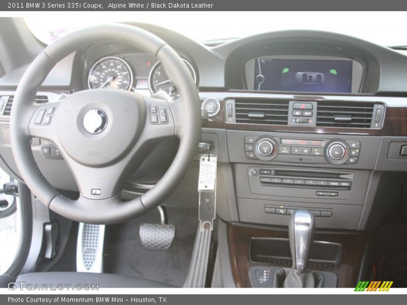 Alpine White / Black Dakota Leather 2011 BMW 3 Series 335i Coupe