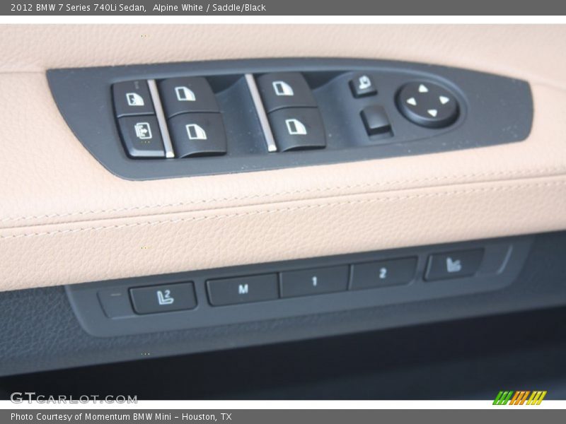 Controls of 2012 7 Series 740Li Sedan