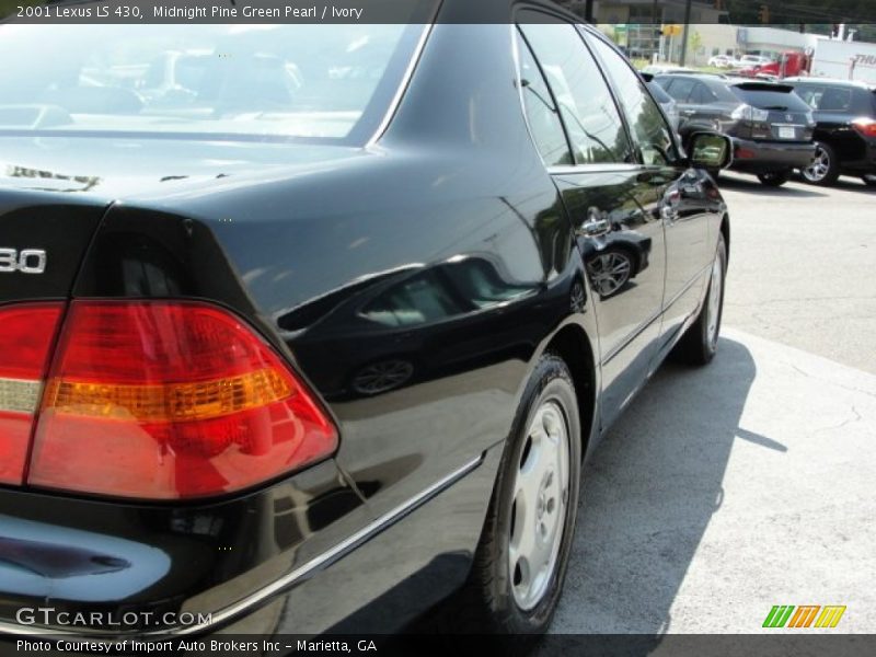 Midnight Pine Green Pearl / Ivory 2001 Lexus LS 430