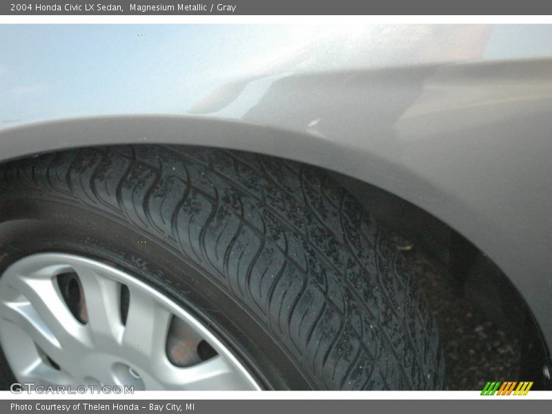 Magnesium Metallic / Gray 2004 Honda Civic LX Sedan