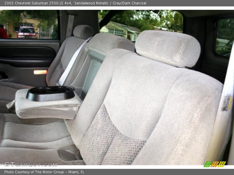 Sandalwood Metallic / Gray/Dark Charcoal 2003 Chevrolet Suburban 2500 LS 4x4