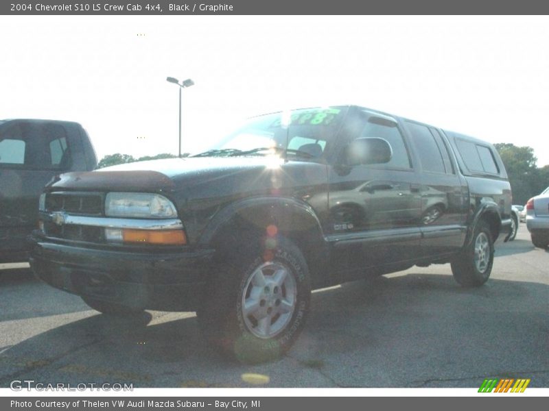 Black / Graphite 2004 Chevrolet S10 LS Crew Cab 4x4