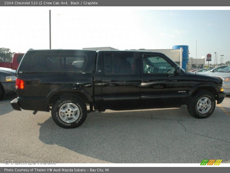 Black / Graphite 2004 Chevrolet S10 LS Crew Cab 4x4