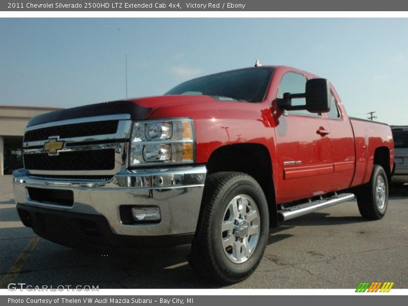 Front 3/4 View of 2011 Silverado 2500HD LTZ Extended Cab 4x4