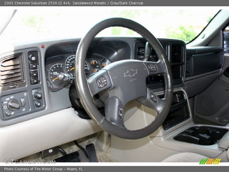  2003 Suburban 2500 LS 4x4 Steering Wheel