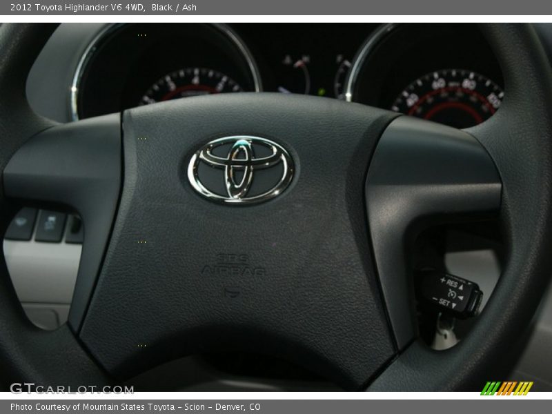 Black / Ash 2012 Toyota Highlander V6 4WD