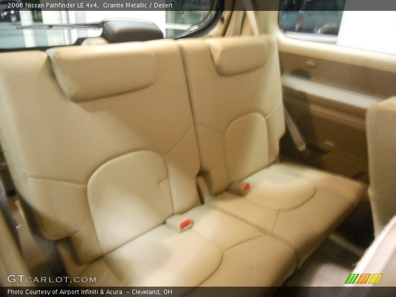 Granite Metallic / Desert 2006 Nissan Pathfinder LE 4x4