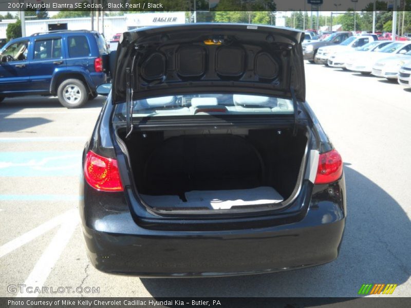 Black Pearl / Black 2007 Hyundai Elantra SE Sedan