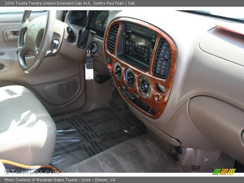 Sunfire Red Pearl / Oak 2000 Toyota Tundra Limited Extended Cab 4x4