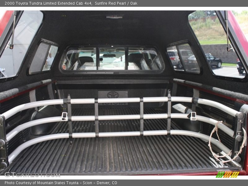 Sunfire Red Pearl / Oak 2000 Toyota Tundra Limited Extended Cab 4x4
