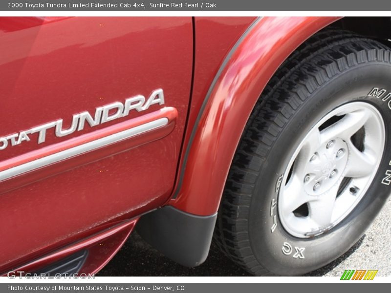 Sunfire Red Pearl / Oak 2000 Toyota Tundra Limited Extended Cab 4x4