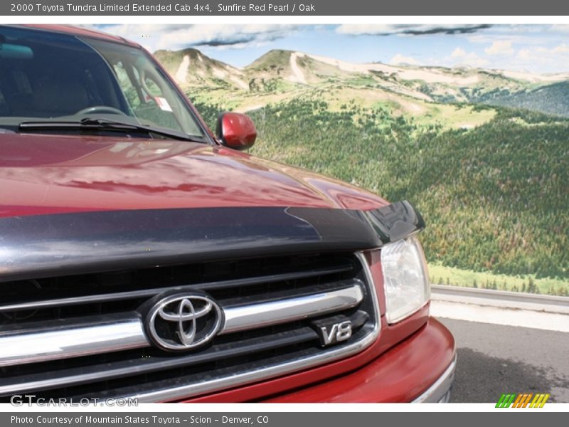 Sunfire Red Pearl / Oak 2000 Toyota Tundra Limited Extended Cab 4x4