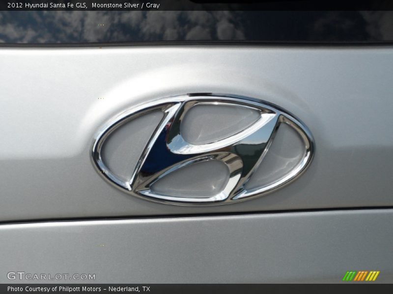 Moonstone Silver / Gray 2012 Hyundai Santa Fe GLS
