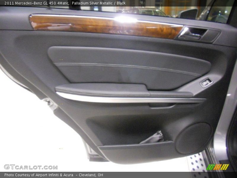 Palladium Silver Metallic / Black 2011 Mercedes-Benz GL 450 4Matic