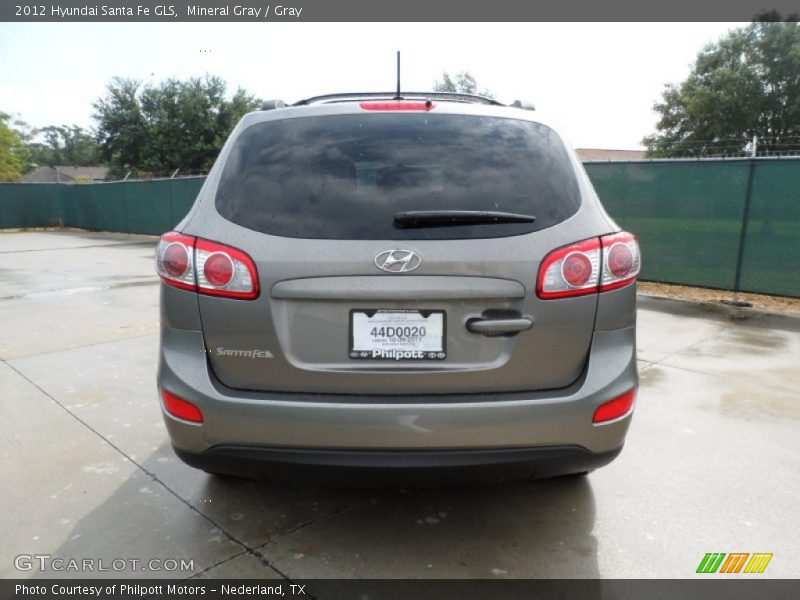 Mineral Gray / Gray 2012 Hyundai Santa Fe GLS