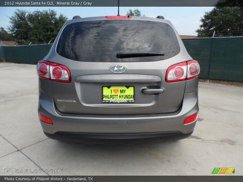 Mineral Gray / Gray 2012 Hyundai Santa Fe GLS