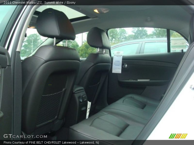 Summit White / Ebony 2011 Chevrolet Malibu LTZ