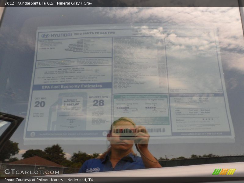 Mineral Gray / Gray 2012 Hyundai Santa Fe GLS