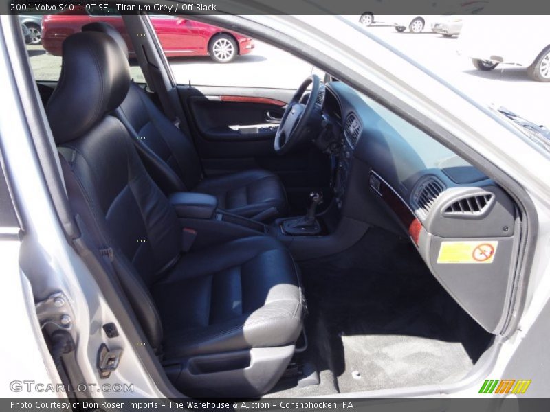 Titanium Grey / Off Black 2001 Volvo S40 1.9T SE