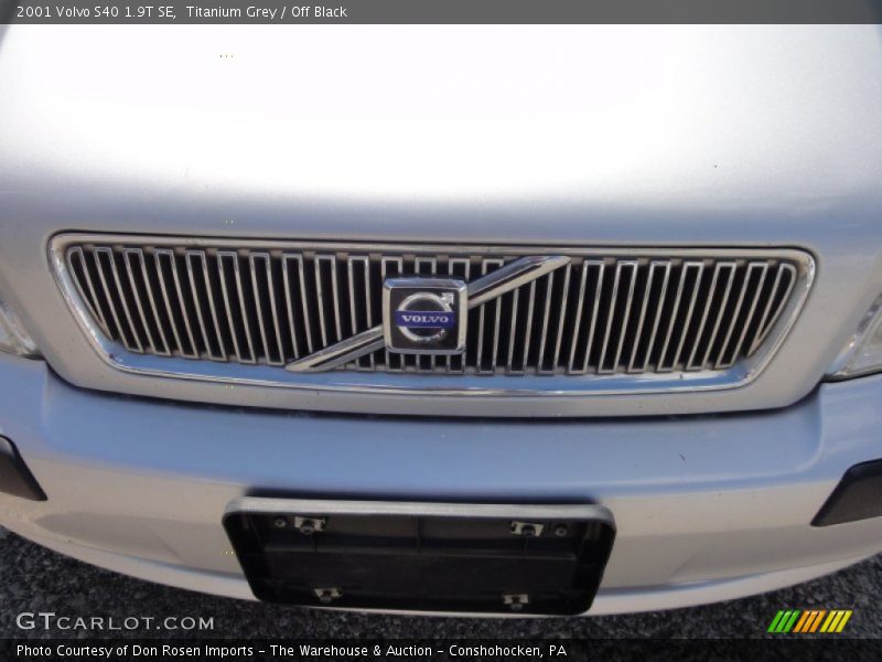 Titanium Grey / Off Black 2001 Volvo S40 1.9T SE