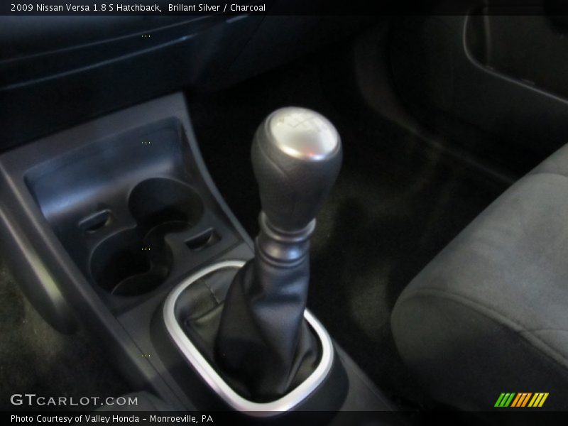 Brillant Silver / Charcoal 2009 Nissan Versa 1.8 S Hatchback