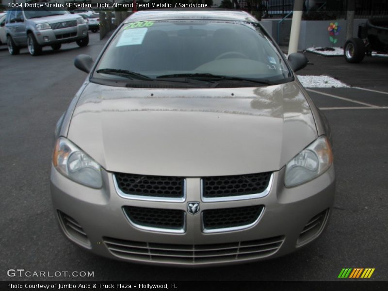  2004 Stratus SE Sedan Light Almond Pearl Metallic
