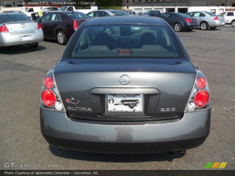 Smoke Metallic / Charcoal 2005 Nissan Altima 2.5 S