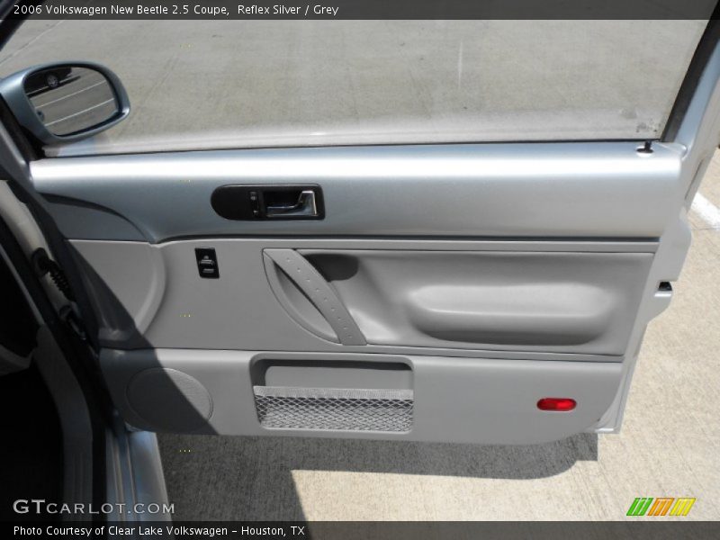 Reflex Silver / Grey 2006 Volkswagen New Beetle 2.5 Coupe