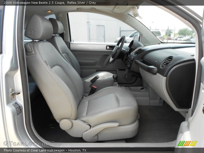 Reflex Silver / Grey 2006 Volkswagen New Beetle 2.5 Coupe