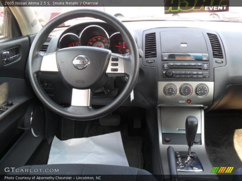 Smoke Metallic / Charcoal 2005 Nissan Altima 2.5 S