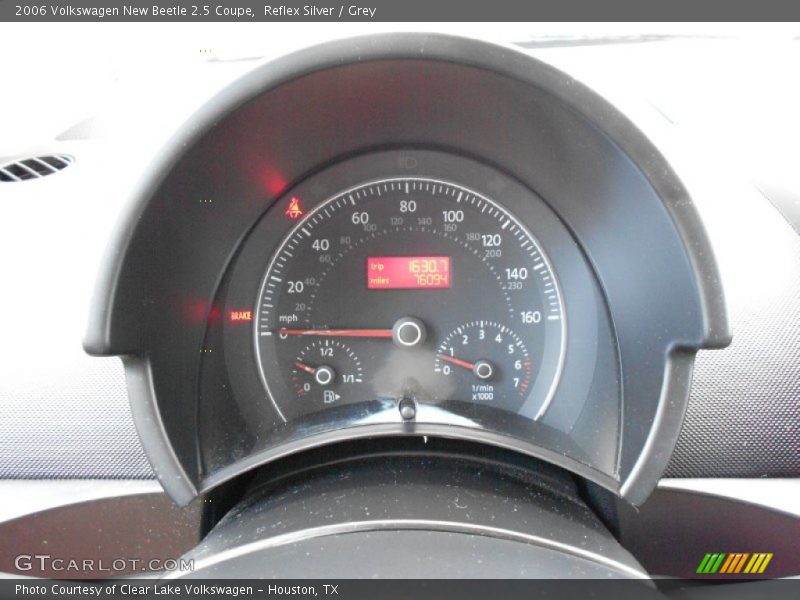 Reflex Silver / Grey 2006 Volkswagen New Beetle 2.5 Coupe