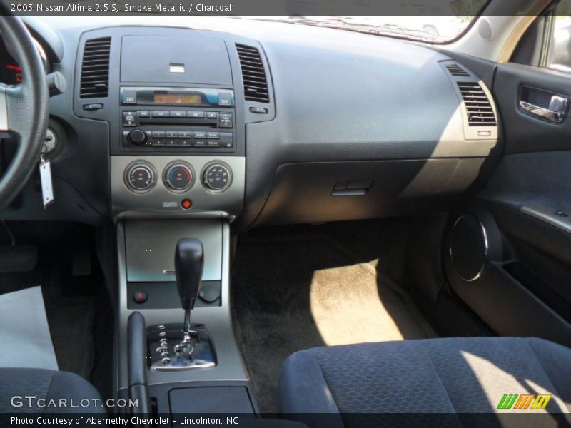 Smoke Metallic / Charcoal 2005 Nissan Altima 2.5 S