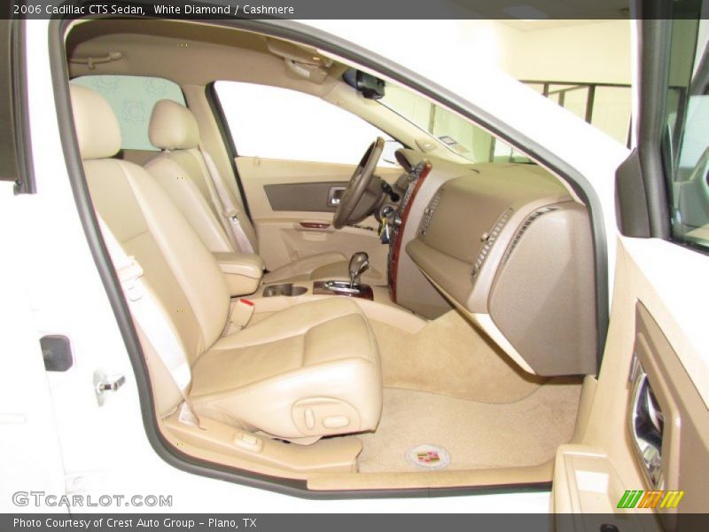 White Diamond / Cashmere 2006 Cadillac CTS Sedan