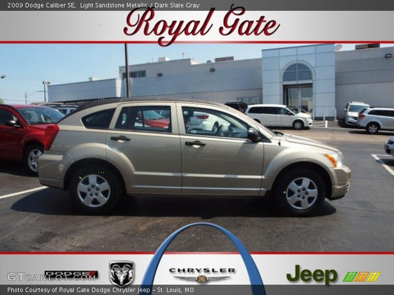 Light Sandstone Metallic / Dark Slate Gray 2009 Dodge Caliber SE