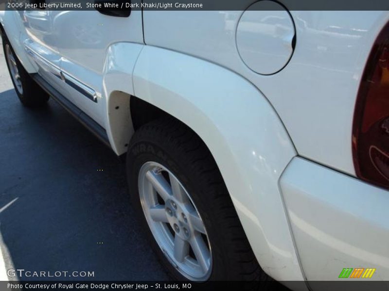 Stone White / Dark Khaki/Light Graystone 2006 Jeep Liberty Limited