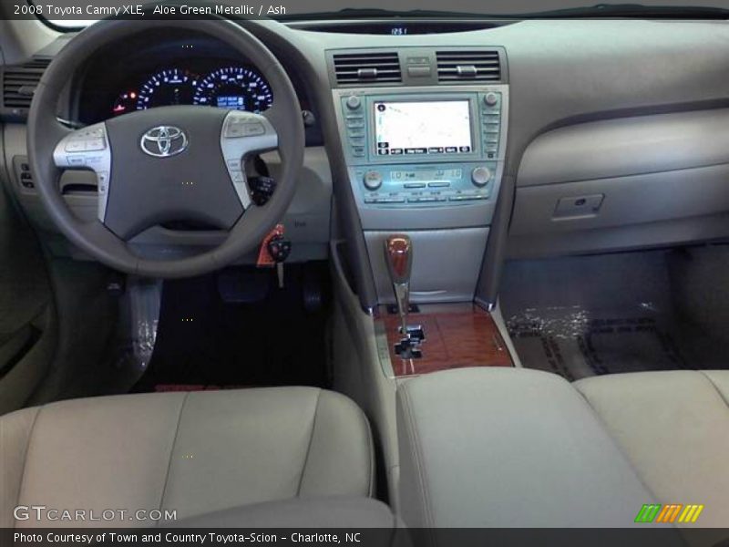 Aloe Green Metallic / Ash 2008 Toyota Camry XLE